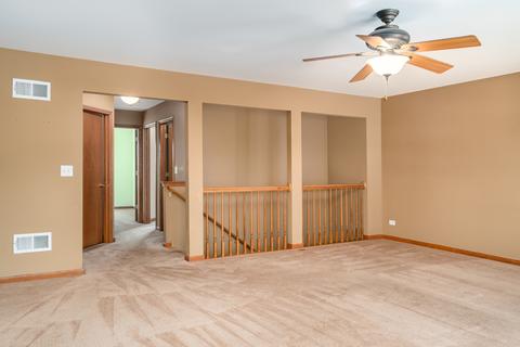 1483 Millbrook Dr, Algonquin, IL 60102 photo 14