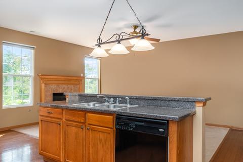 1483 Millbrook Dr, Algonquin, IL 60102 photo 11