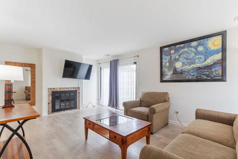 778 Barnaby Pl #95C, Wheeling, IL 60090 photo 4
