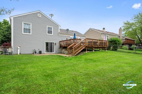 252 Lincoln Dr, Bartlett, IL 60103 photo 3