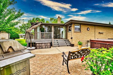 1237 W Amelia, Addison, IL 60101 photo 9