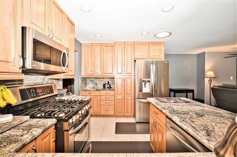1237 W Amelia, Addison, IL 60101 photo 3