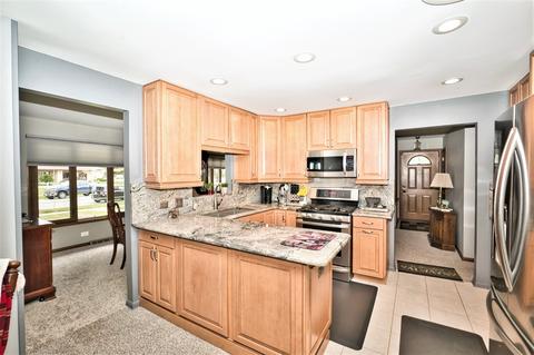 1237 W Amelia, Addison, IL 60101 photo 5