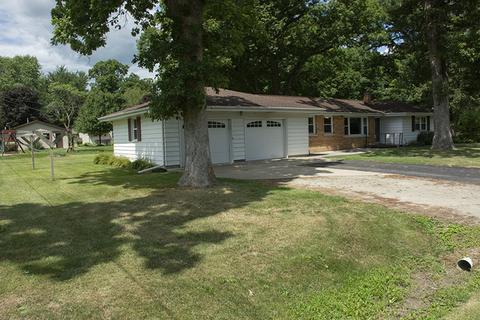 323 Tree Ln, Prophetstown, IL 61277 photo 8