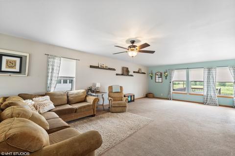620 Settlement Dr, Maple Park, IL 60151 photo 4