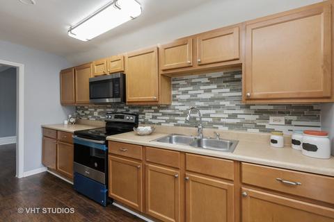 105 Hill Ave, Elgin, IL 60120 photo 19