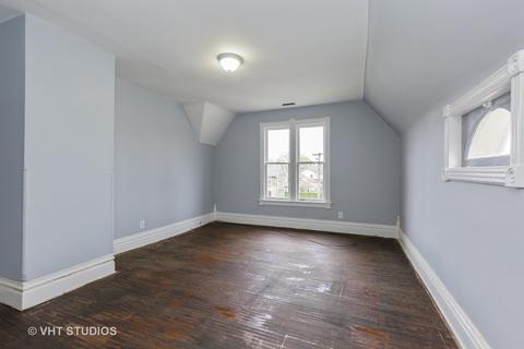 105 Hill Ave, Elgin, IL 60120 photo 24