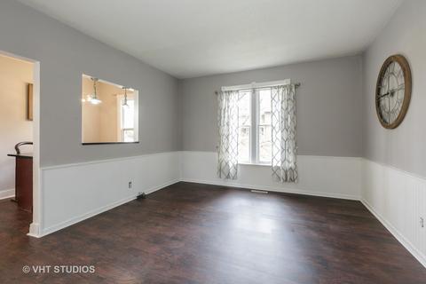 105 Hill Ave, Elgin, IL 60120 photo 9