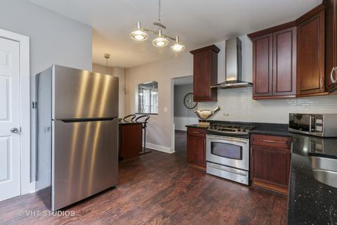 105 Hill Ave, Elgin, IL 60120 photo 6
