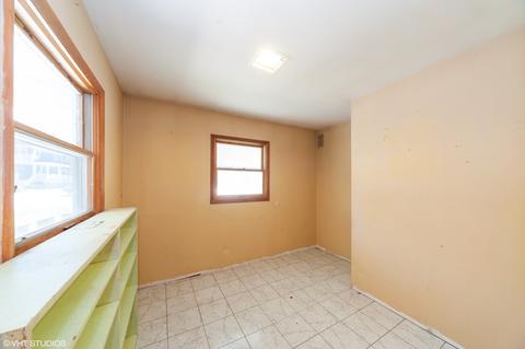 909 Glendale Rd, Glenview, IL 60025 photo 9