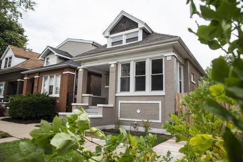 706 E 89th Pl, Chicago, IL 60619 photo 2