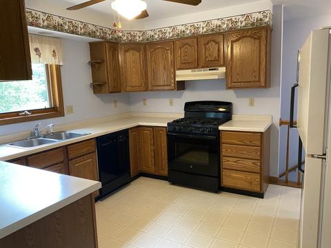 18774 Hillside Rd, Morrison, IL 61270 photo 5