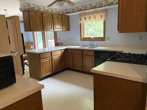 18774 Hillside Rd, Morrison, IL 61270 photo 6