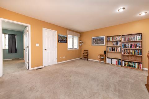 1629 Pebble Beach Dr, Hoffman Estates, IL 60169 photo 21