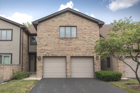 1629 Pebble Beach Dr, Hoffman Estates, IL 60169 photo 1