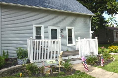 142 E Broadway St, Argenta, IL 62501 photo 3