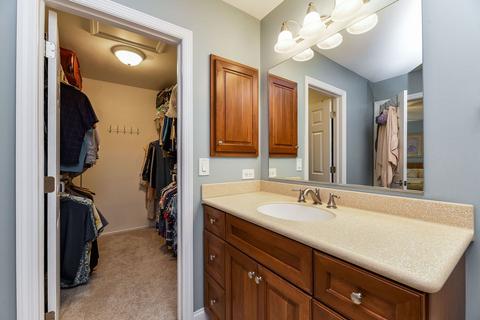 1154 Oakview Dr, Wheaton, IL 60187 photo 13