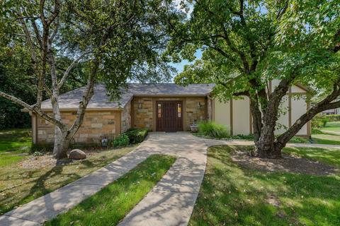 1154 Oakview Dr, Wheaton, IL 60187 photo 21