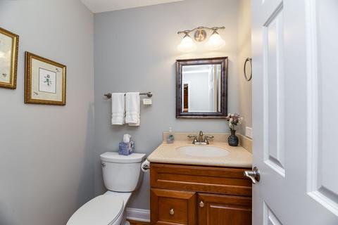 1154 Oakview Dr, Wheaton, IL 60187 photo 10