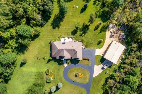 7825 Judd Rd, Pecatonica, IL 61063 photo 4