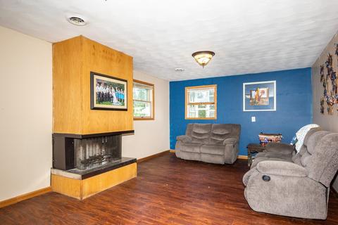 326 E Park St, Gilman, IL 60938 photo 14