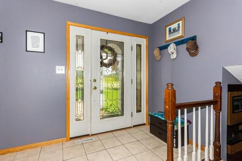 326 E Park St, Gilman, IL 60938 photo 2