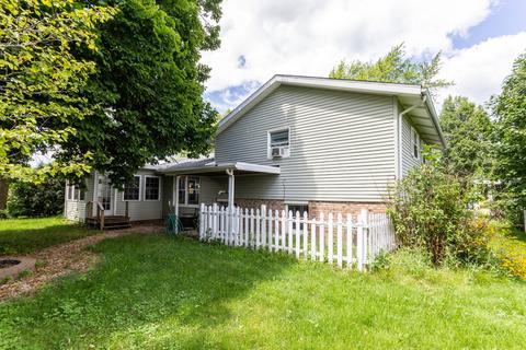 326 E Park St, Gilman, IL 60938 photo 15