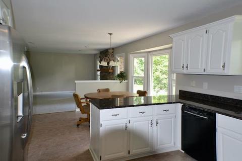 833 Twisted Oak Ct, Algonquin, IL 60102 photo 14