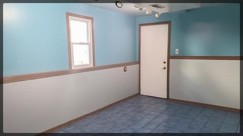 7261 Roberts Rd, Bridgeview, IL 60455 photo 17