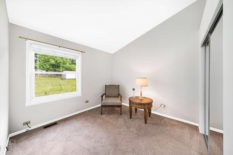 1635 Charles Ave, Algonquin, IL 60102 photo 12