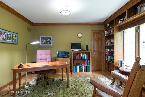 1210 Midwest Ln, Wheaton, IL 60189 photo 12