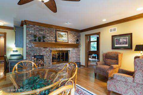 1210 Midwest Ln, Wheaton, IL 60189 photo 18