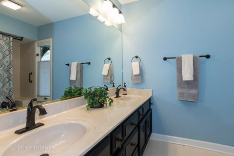 1210 Midwest Ln, Wheaton, IL 60189 photo 27