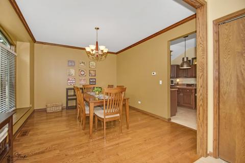 1316 Eagle Bluff Dr, Bourbonnais, IL 60914 photo 5