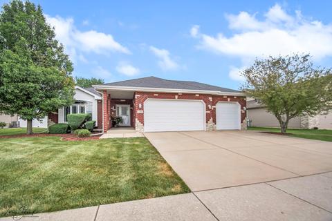 1316 Eagle Bluff Dr, Bourbonnais, IL 60914 photo 1