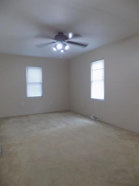 413 E 12th St, Streator, IL 61364 photo 9