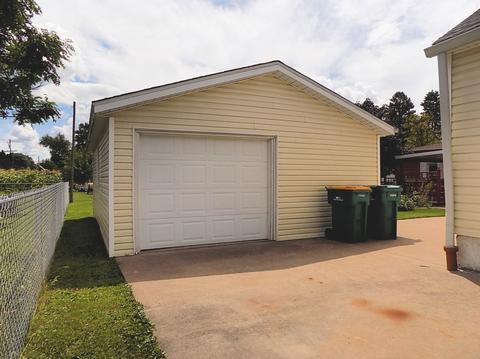 413 E 12th St, Streator, IL 61364 photo 18
