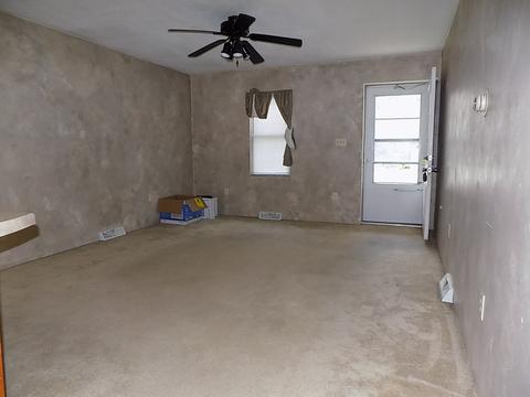 413 E 12th St, Streator, IL 61364 photo 4