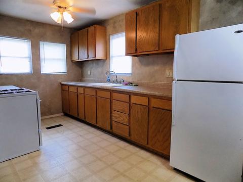 413 E 12th St, Streator, IL 61364 photo 6