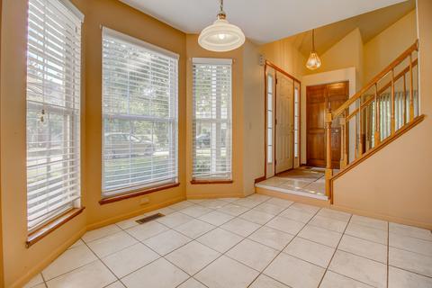 1103 Stillwater Rd, Elgin, IL 60120 photo 9