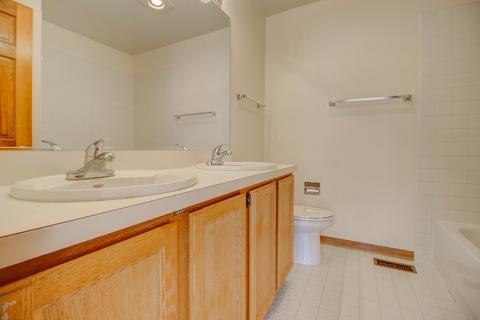 1103 Stillwater Rd, Elgin, IL 60120 photo 18