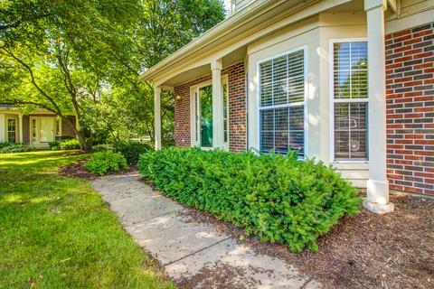 1103 Stillwater Rd, Elgin, IL 60120 photo 3
