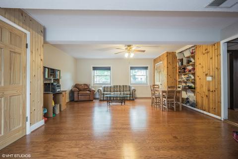 150 Mayer Ave, Wheeling, IL 60090 photo 12