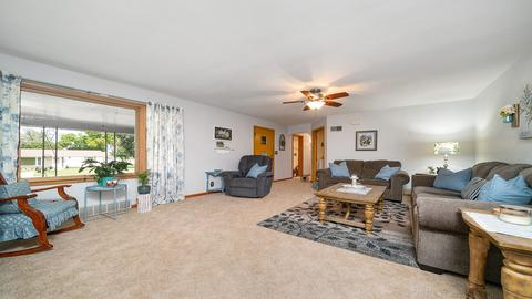 611 E Colden St, Polo, IL 61064 photo 9