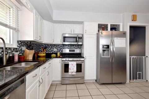 783 S Cedar Ave, Elmhurst, IL 60126 photo 14