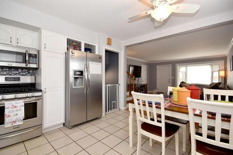 783 S Cedar Ave, Elmhurst, IL 60126 photo 13