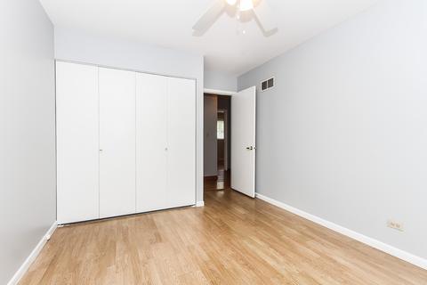 823 Wing St, Elgin, IL 60123 photo 13
