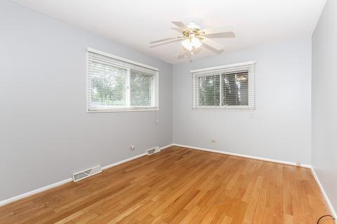 823 Wing St, Elgin, IL 60123 photo 18