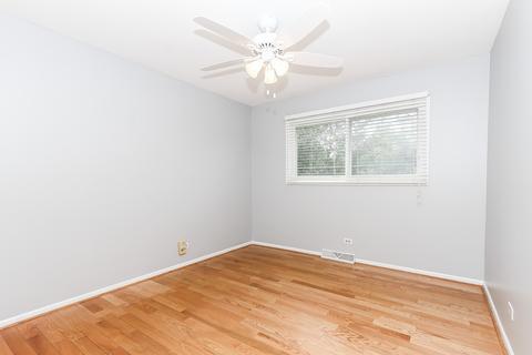 823 Wing St, Elgin, IL 60123 photo 20