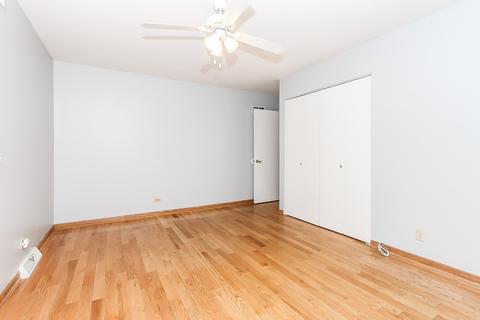 823 Wing St, Elgin, IL 60123 photo 11